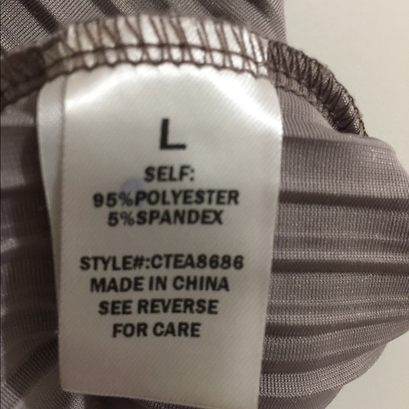 Crop top - Picture 4 of 4